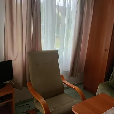 Letniskowe Aneta Деревянный коттедж *