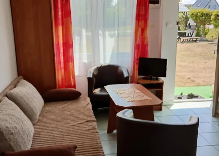 Letniskowe Aneta Lodge